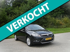 Ford Focus - 1.8 Limited . Airco . Navigatie . cruiscontrol . PDC . enz