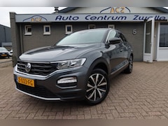 Volkswagen T-Roc - 1.5 TSI STYLE , NAVI, APPLE CARPLAY, TWO TONE