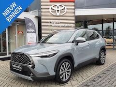 Toyota Corolla Cross - Hybrid 140 Style ALL-SEASON BLIND-SPOT ELEK-ACHTERKLEP STOEL/STUURVERW PARK-SENSOREN NAVI
