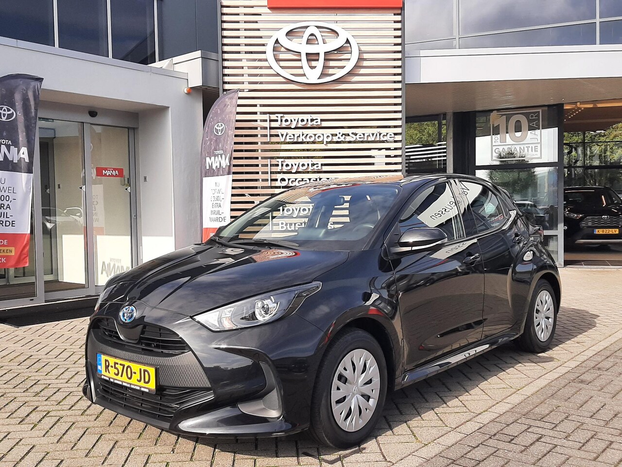 Toyota Yaris - 1.5 Hybrid Business AD-CRUISE DAB+ CAMERA APPLE/ANDROID BLUETOOTH - AutoWereld.nl