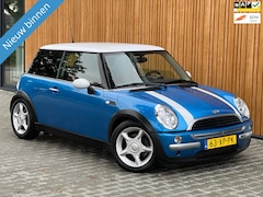 MINI Cooper - 1.6 (( Olie lamp brand en Hoge temperatuur ))
