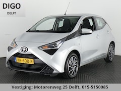 Toyota Aygo - 1.0 VVT-i X-PLAY CAMERA CARPLAY NAVI GARANTIE 2029 AIRCO. VOLLEDIG ONDERHOUDEN