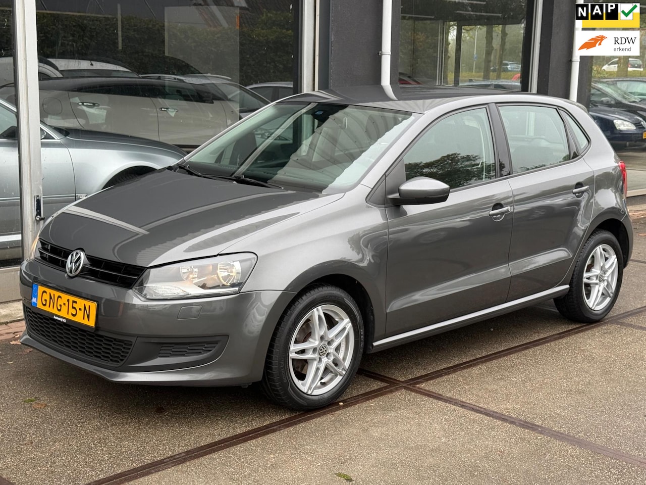 Volkswagen Polo - 1.2 TSI 5DR 2012 Airco/Stoelverwarming/LMV! - AutoWereld.nl