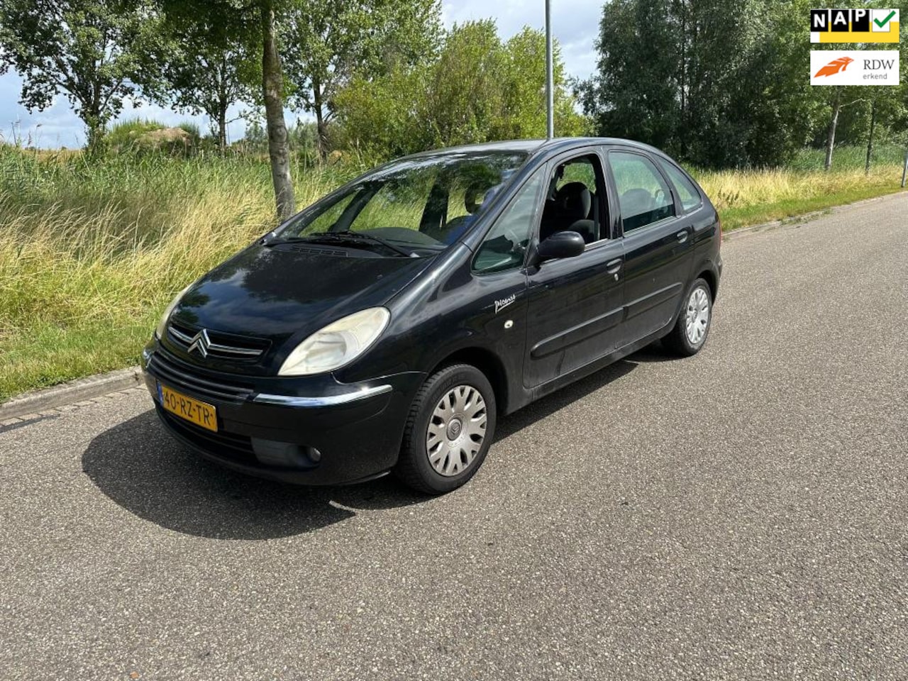 Citroën Xsara Picasso - 1.8i-16V Attraction 1.8i-16V Attraction - AutoWereld.nl