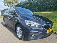 BMW 2-serie Active Tourer - 218d Essential - Automaat - Navi - Clima