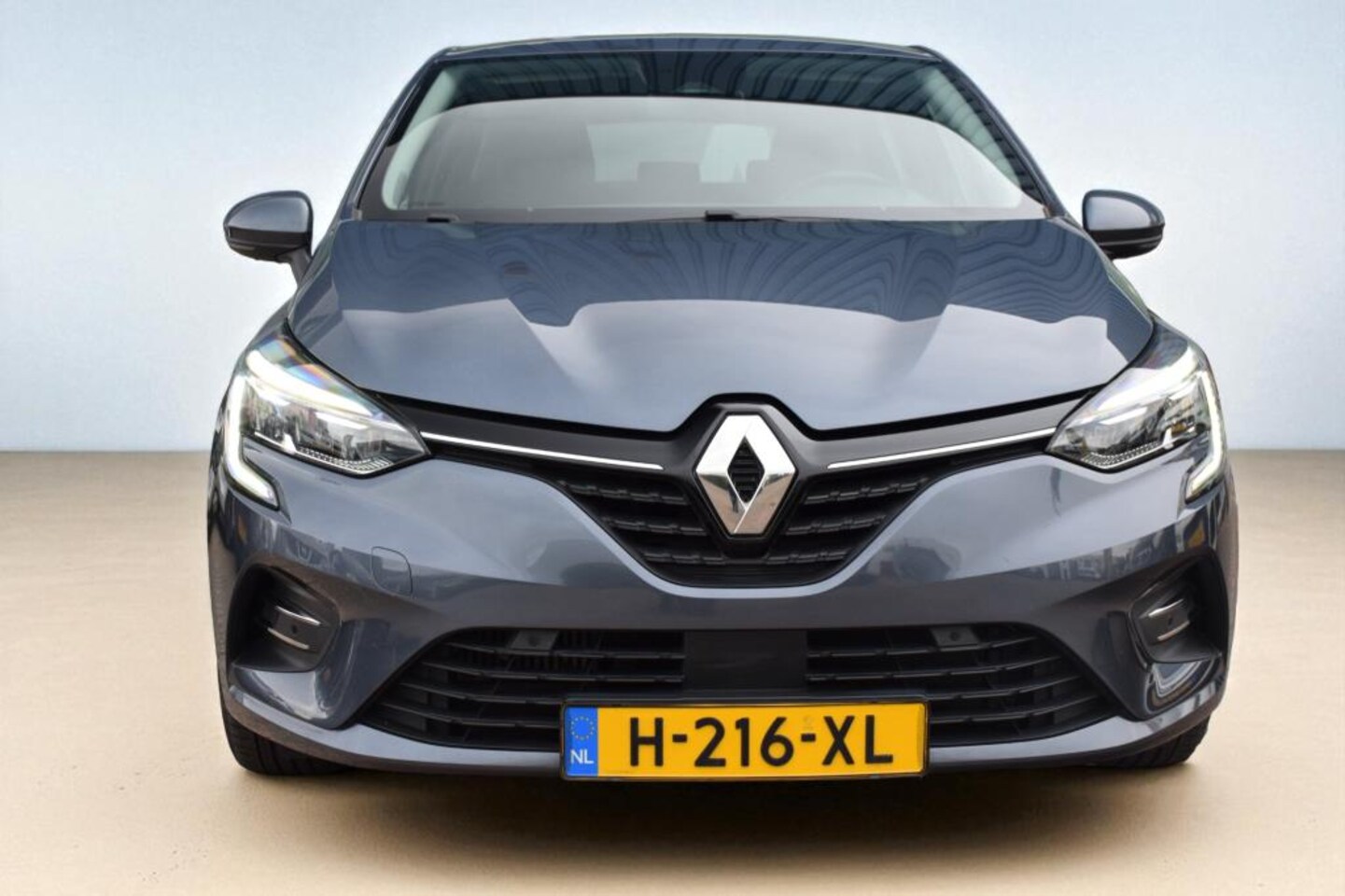 Renault Clio - 1.0 TCe Intens 1.0 TCe Intens, 1e eigenaar, Trekhaak, Half lederen bekleding, Parkeercamera, Parkeerhulp