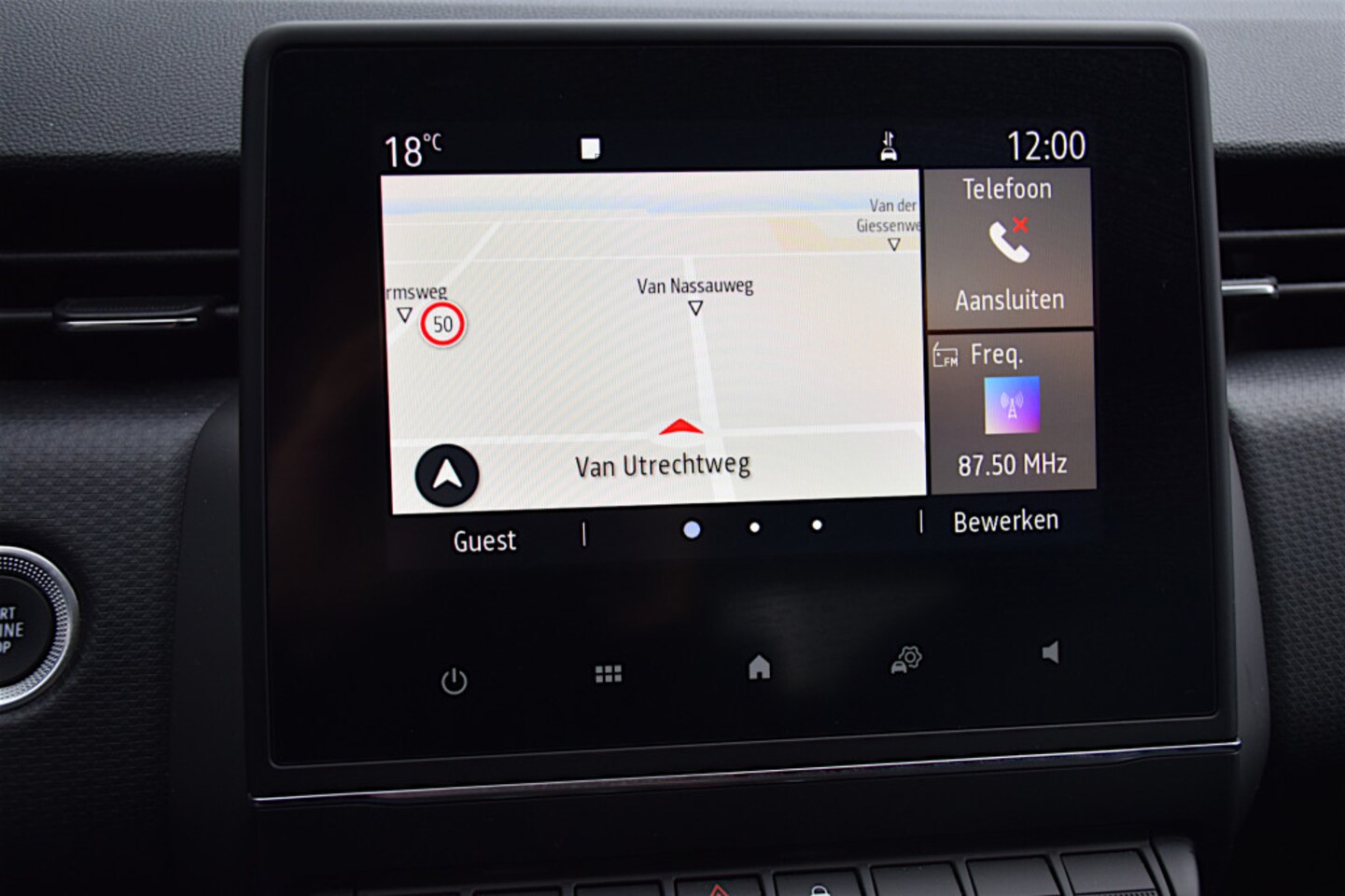 Renault Clio - 1.0 TCe Intens 1.0 TCe Intens, 1e eigenaar, Trekhaak, Half lederen bekleding, Parkeercamera, Parkeerhulp