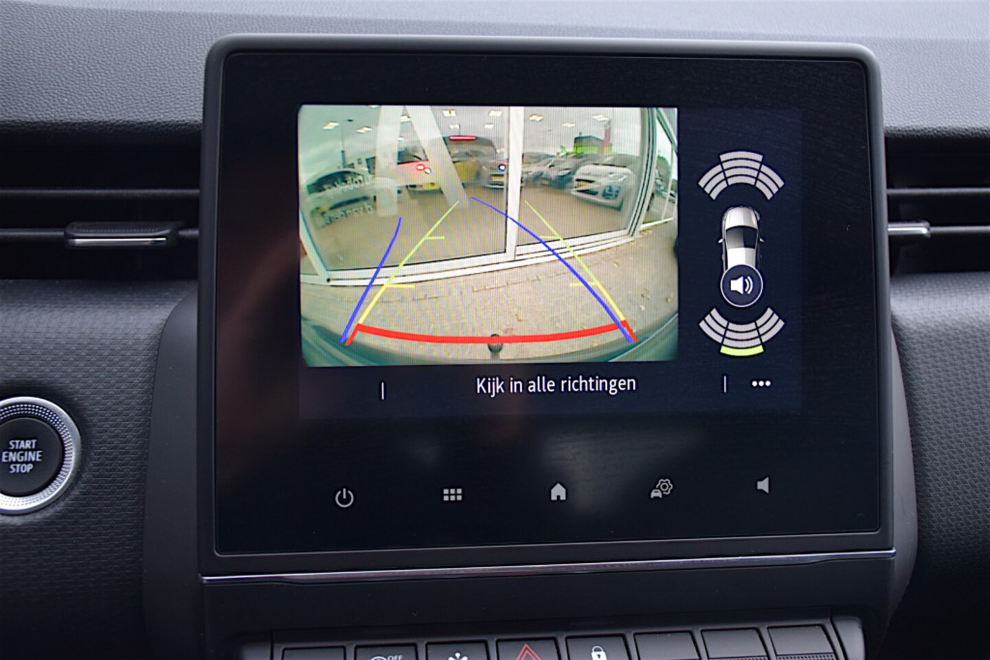 Renault Clio - 1.0 TCe Intens 1.0 TCe Intens, 1e eigenaar, Trekhaak, Half lederen bekleding, Parkeercamera, Parkeerhulp