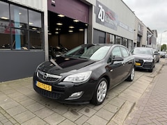 Opel Astra - 1.4 Turbo Edition