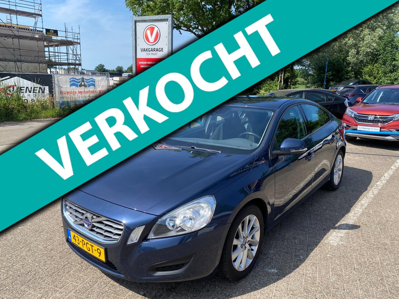 Volvo S60 - 1.6 T4 Kinetic | Origineel Nederlands | Trekhaak | Cruise Control - AutoWereld.nl