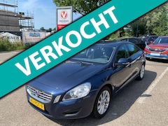 Volvo S60 - 1.6 T4 Kinetic | Origineel Nederlands | Trekhaak | Cruise Control