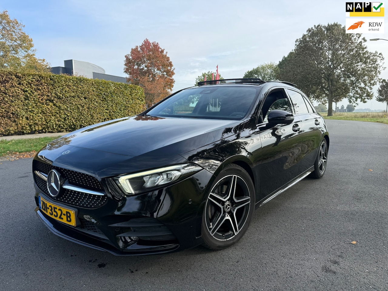 Mercedes-Benz A-klasse - 180 Business Solution AMG Night Upgrade PANO/NAP/CAMERA - AutoWereld.nl