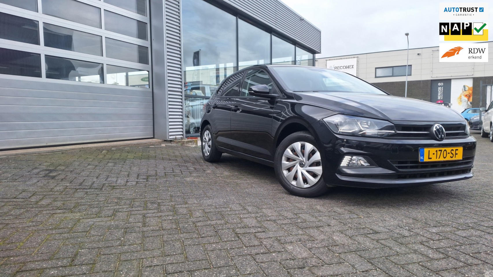 Volkswagen Polo - 1.0 TSI Comfortline Business/Navigatie*Cruise*Pdc V/A*Enz - AutoWereld.nl