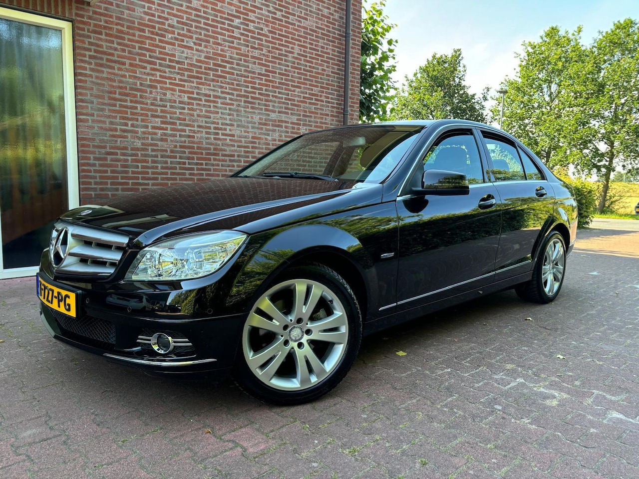 Mercedes-Benz C-klasse - 180 CGI BlueEFFICIENCY Business Class Avantgarde 180 CGI BlueEFFICIENCY Business Class Avantgarde - AutoWereld.nl
