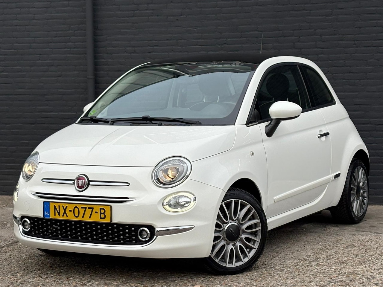 Fiat 500 - 0.9 TwinAir Turbo Lounge | PANO | AIRCO | PDC |CARPLAY | BLUETOOTH | NWE APK - AutoWereld.nl