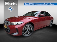 BMW 3-serie - Sedan 330e M Sportpakket | Comfort Pack | Glazen Panoramadak | Trekhaak | 18 inch LM M Dub