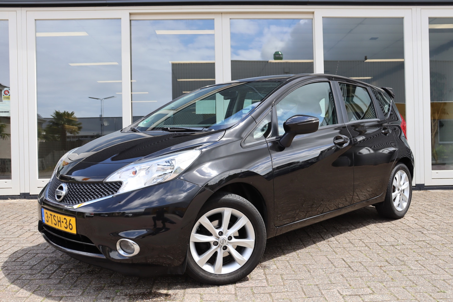 Nissan Note - 1.2 DIG-S Connect Edition 1.2 DIG-S Connect Edition, Automaat, Cruise Control, Airco, Prijs Is Rijklaar Inclusief 6 - AutoWereld.nl