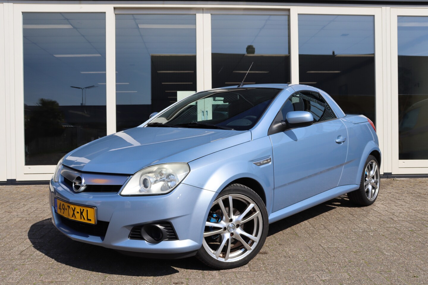 Opel Tigra TwinTop - 1.4-16V Rhythm Prijs Is Rijklaar - AutoWereld.nl