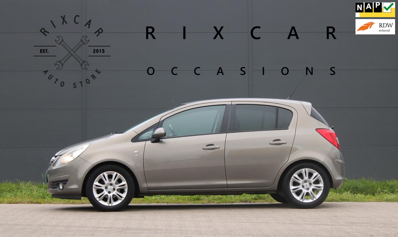 Opel Corsa - 1.2-16V '111' Edition Airco Cruise GetintGlas !!NIEUWBINNEN!! - AutoWereld.nl