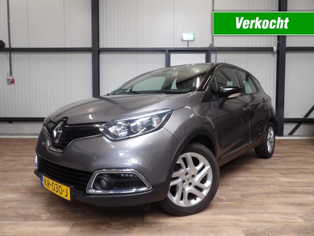 Renault Captur - 1.2 automaat - navigatie - camera - zeer nette staat! - AutoWereld.nl