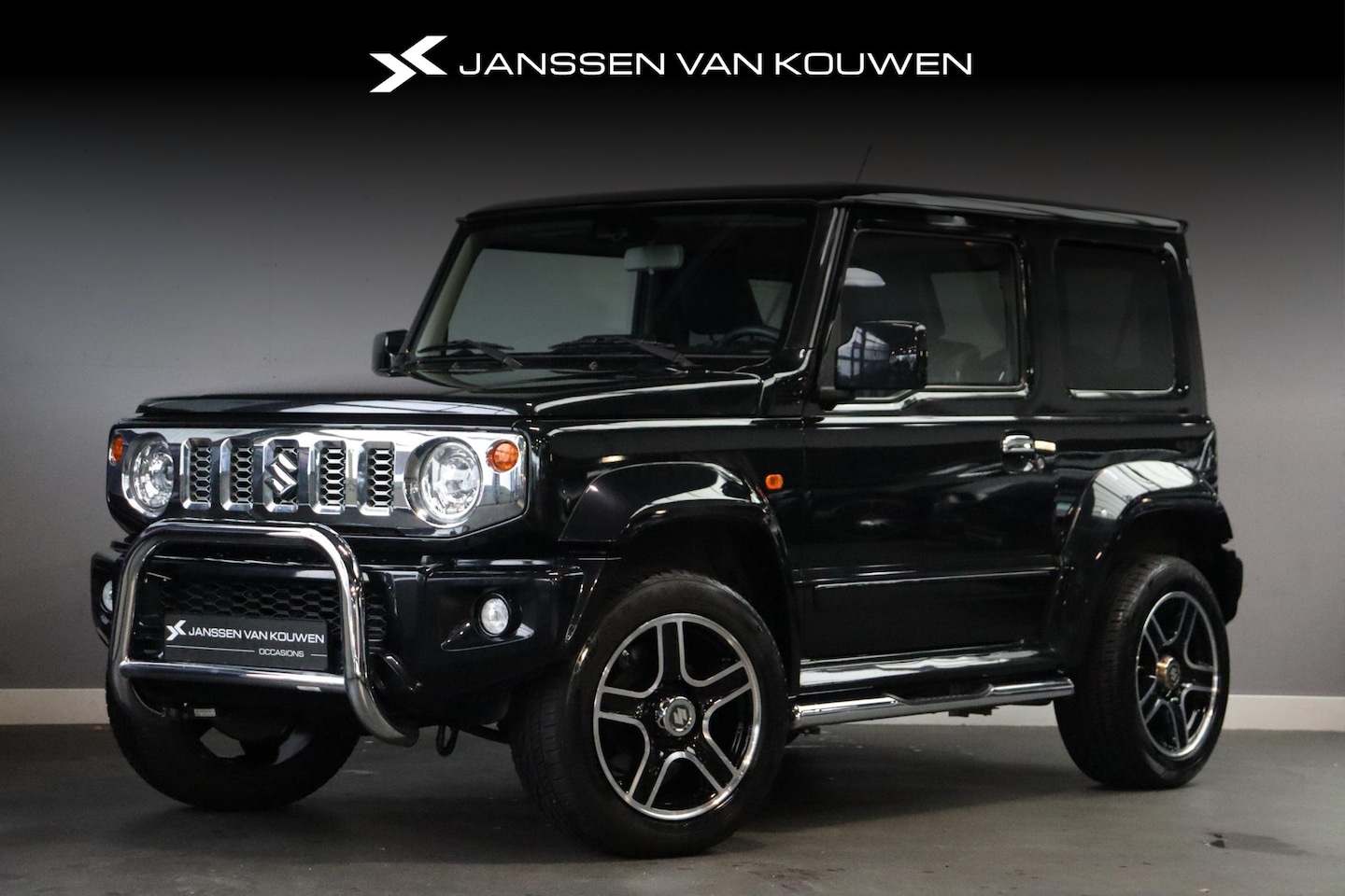 Suzuki Jimny - 1.5 Stijl Origineel NL / Bull-Bar / Navi / Camera - AutoWereld.nl