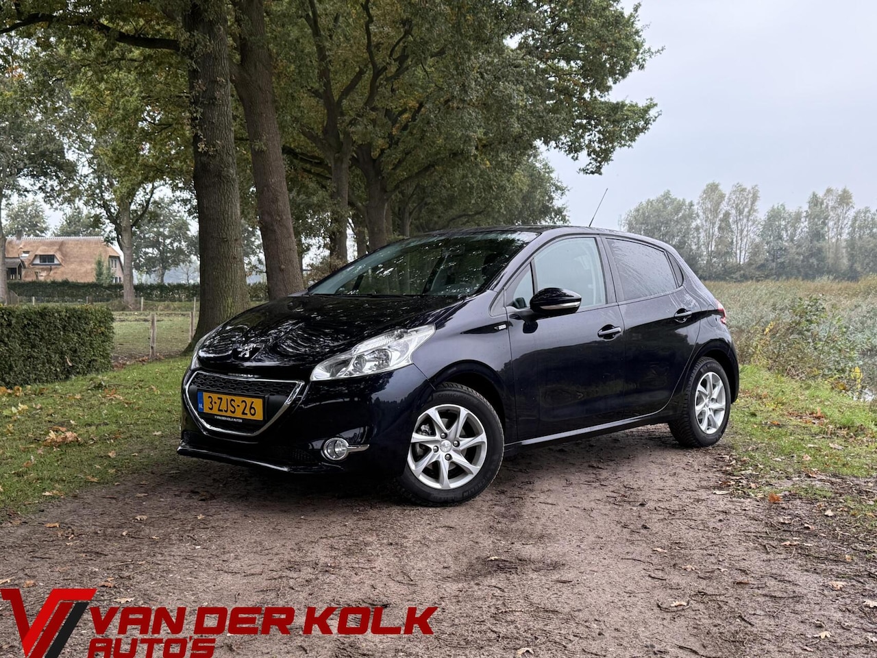 Peugeot 208 - 1.2 PureTech Style Navi Cruise Airco Lichtmetaal - AutoWereld.nl