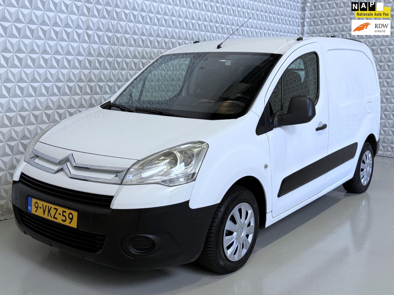 Citroën Berlingo - 1.6 HDI 500 Airco APK Cruise MARGE (2011) - AutoWereld.nl