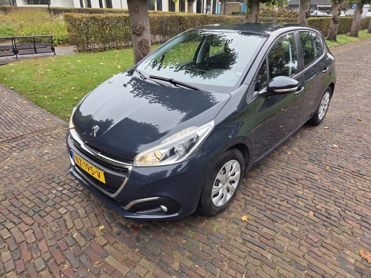 Peugeot 208 - 1.2 PureTech Blue Lion 1.2 Pure Tech Blue Lion - AutoWereld.nl
