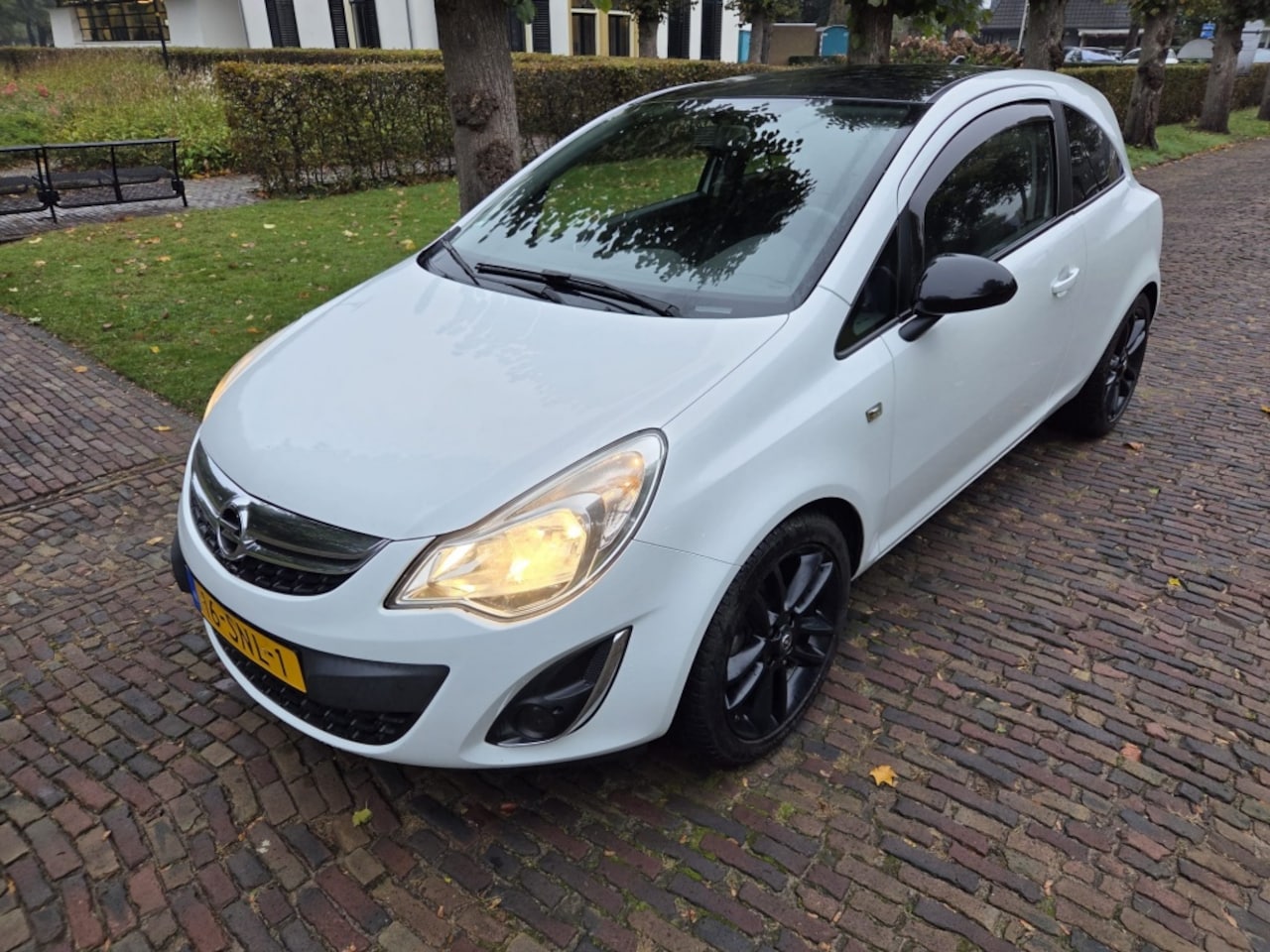 Opel Corsa - 1.2 EcoFlex Color Edition LPG 1.2 Eco Flex Color Edition LPG - AutoWereld.nl