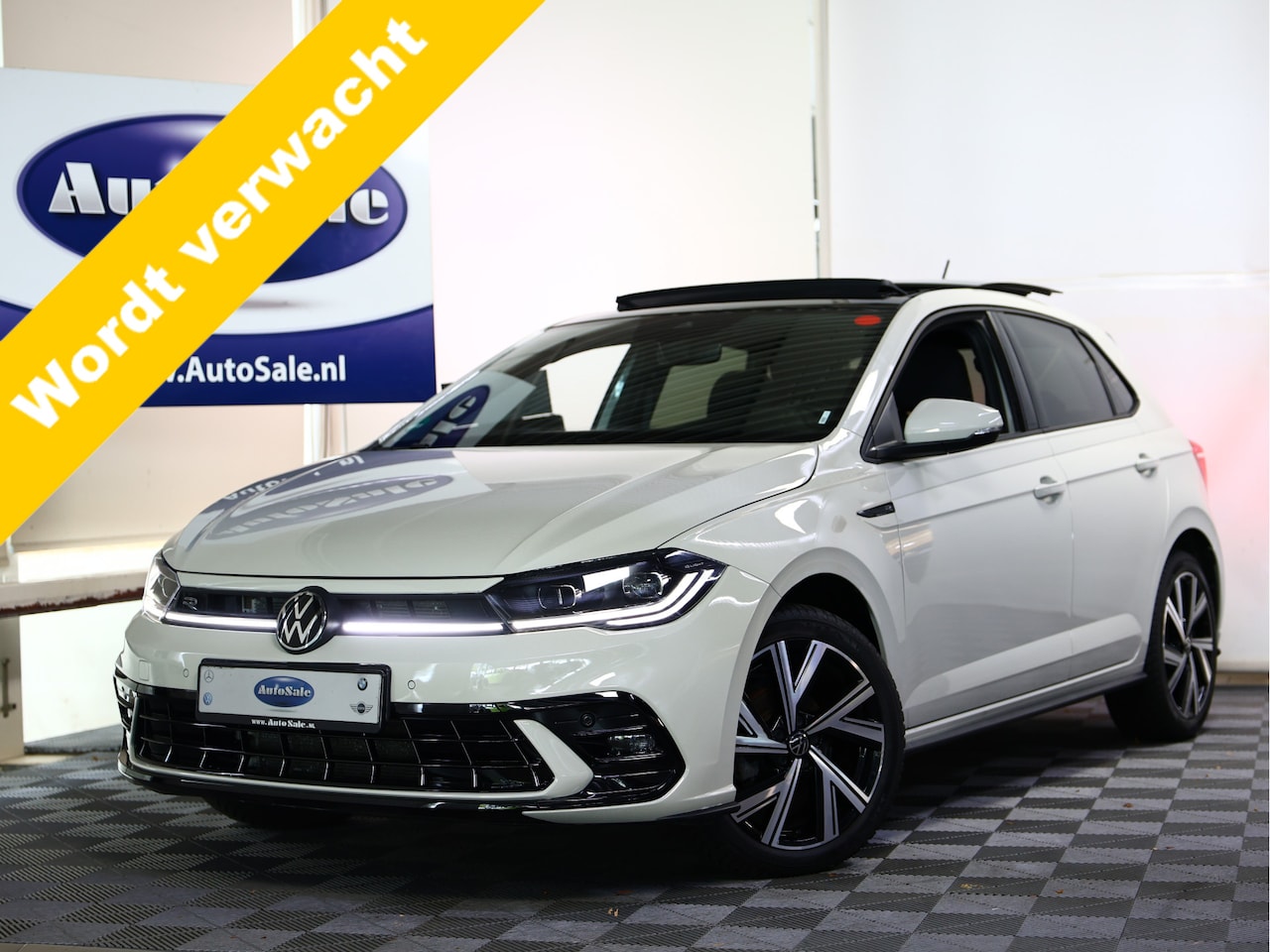 Volkswagen Polo - 1.0 TSI DSG R-Line Edition PANO ACC CARPLAY VIRTUAL '24 - AutoWereld.nl