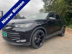 Volkswagen Tiguan - 1.5 eTSI Life Edition 150pk 20Inch 2025 km 20.147 7-traps automaat