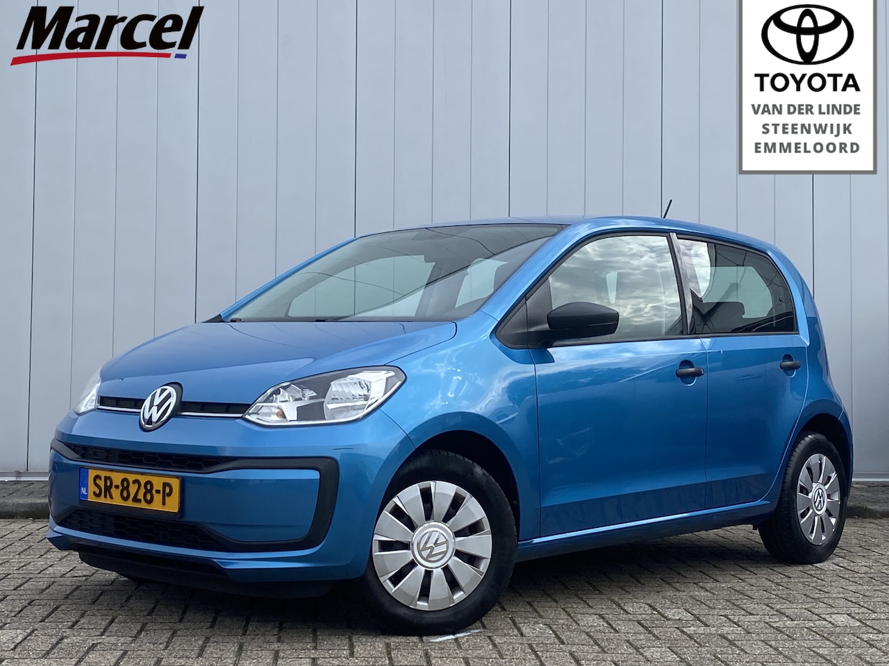 Volkswagen Up! - 1.0 BMT take up! NL Auto Trekhaak Airco Elektrische ramen en vergrendeling - AutoWereld.nl