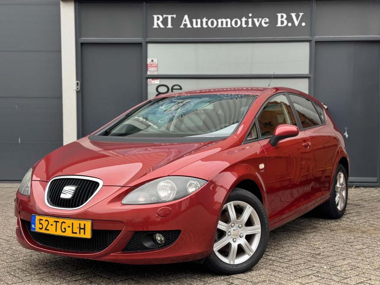 SEAT Leon - 2.0 FSI Stylance Leder/ Cruise / Clima - AutoWereld.nl