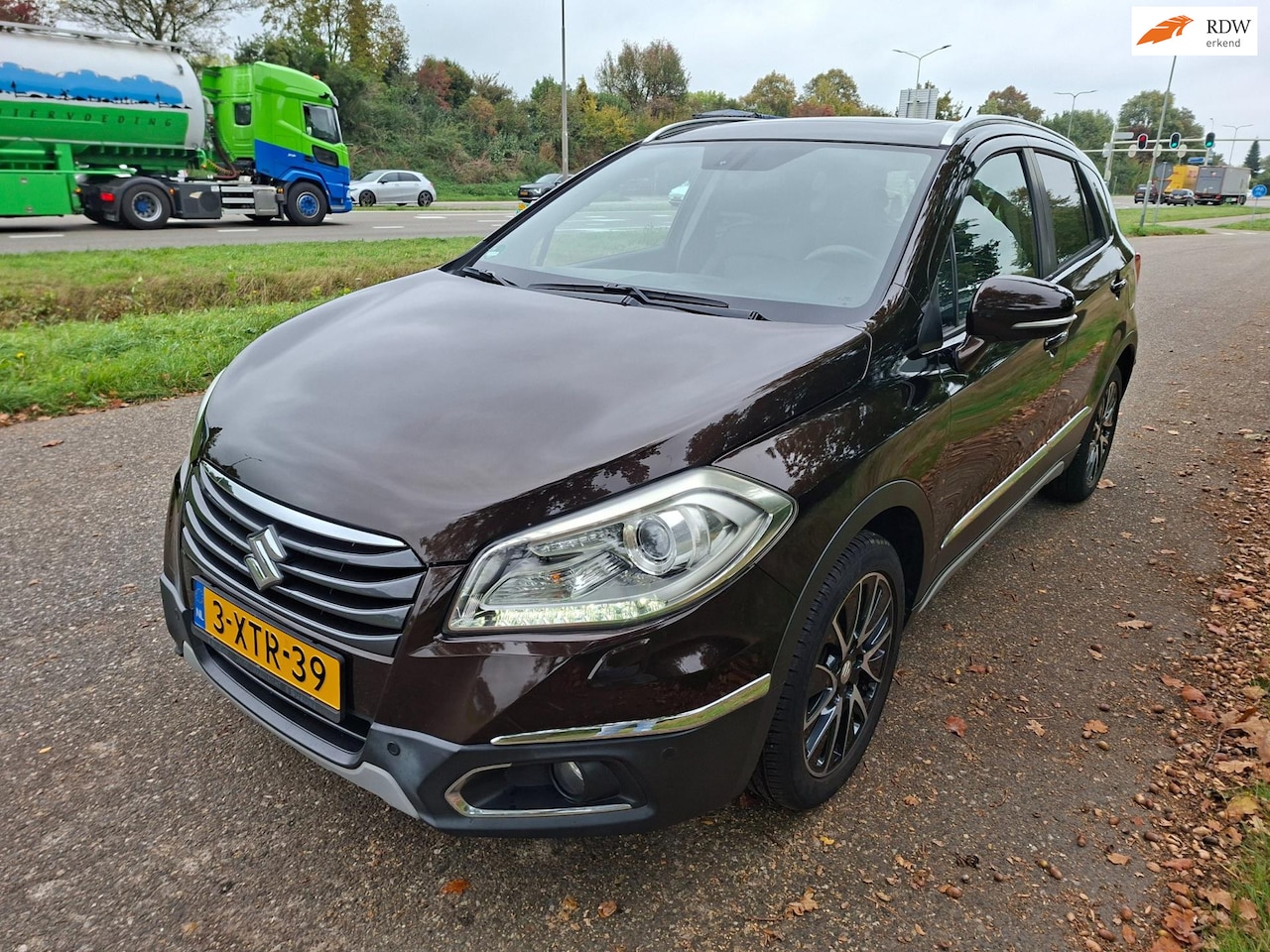 Suzuki SX4 S-Cross - 1.6 High Executive 1 eigen. full option - AutoWereld.nl