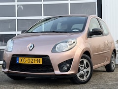 Renault Twingo - 1.2-16V Night & Day 75pk | Airco | Bluetooth | Cruise control | Lichtmetalen velgen 15" |