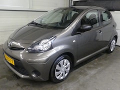 Toyota Aygo - 1.0 VVT-i Comf - Airco - 5deurs - Dealer Onderhouden