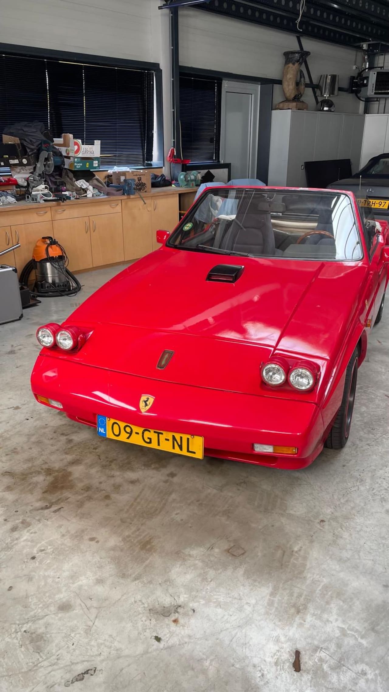RELIANT SCIMITAR 1600 TWO SEAT CONVERTIBLE