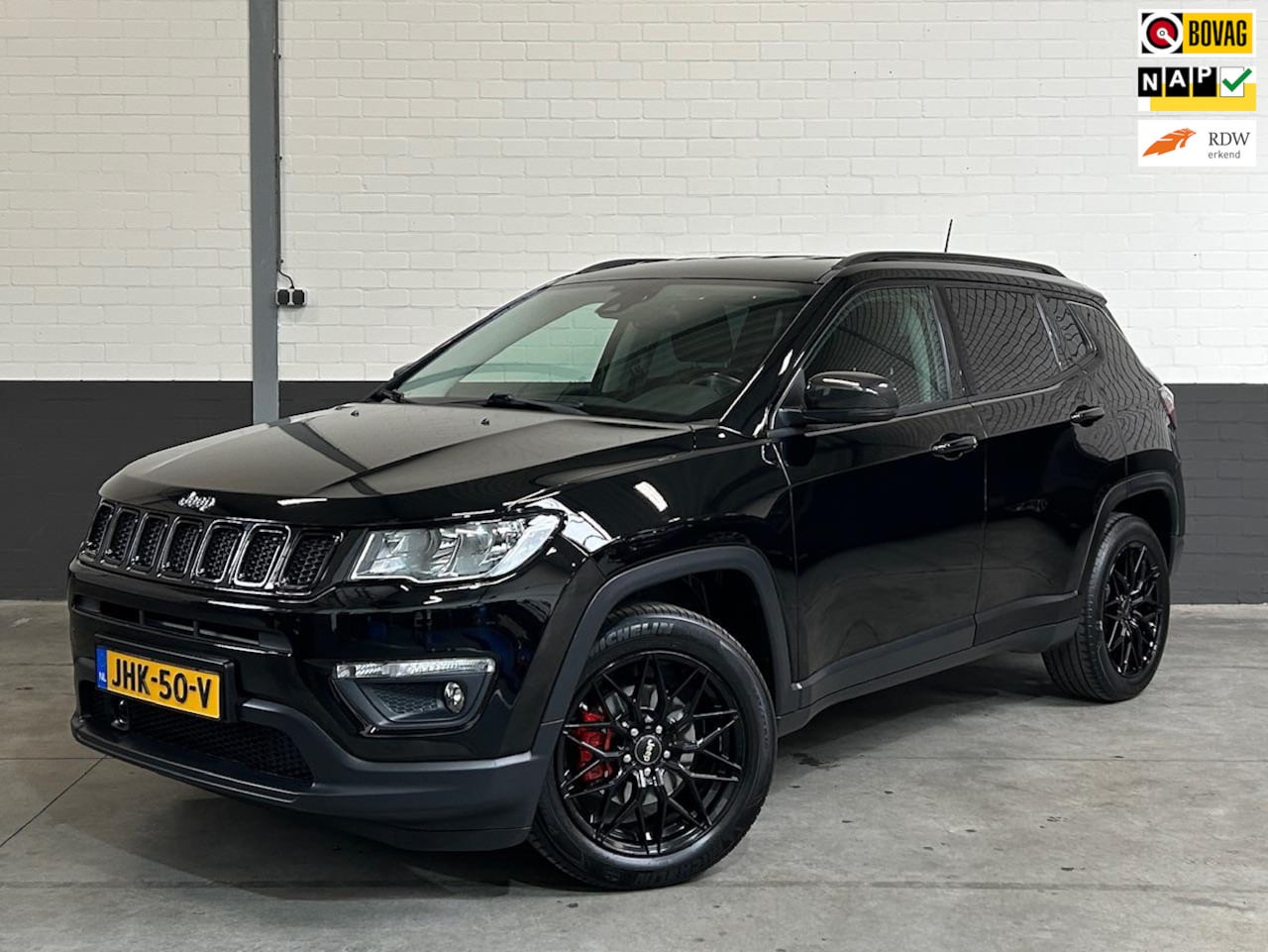 Jeep Compass - 1.4 MultiAir All Black, Apple-Android, PDC, camera, ect. - AutoWereld.nl