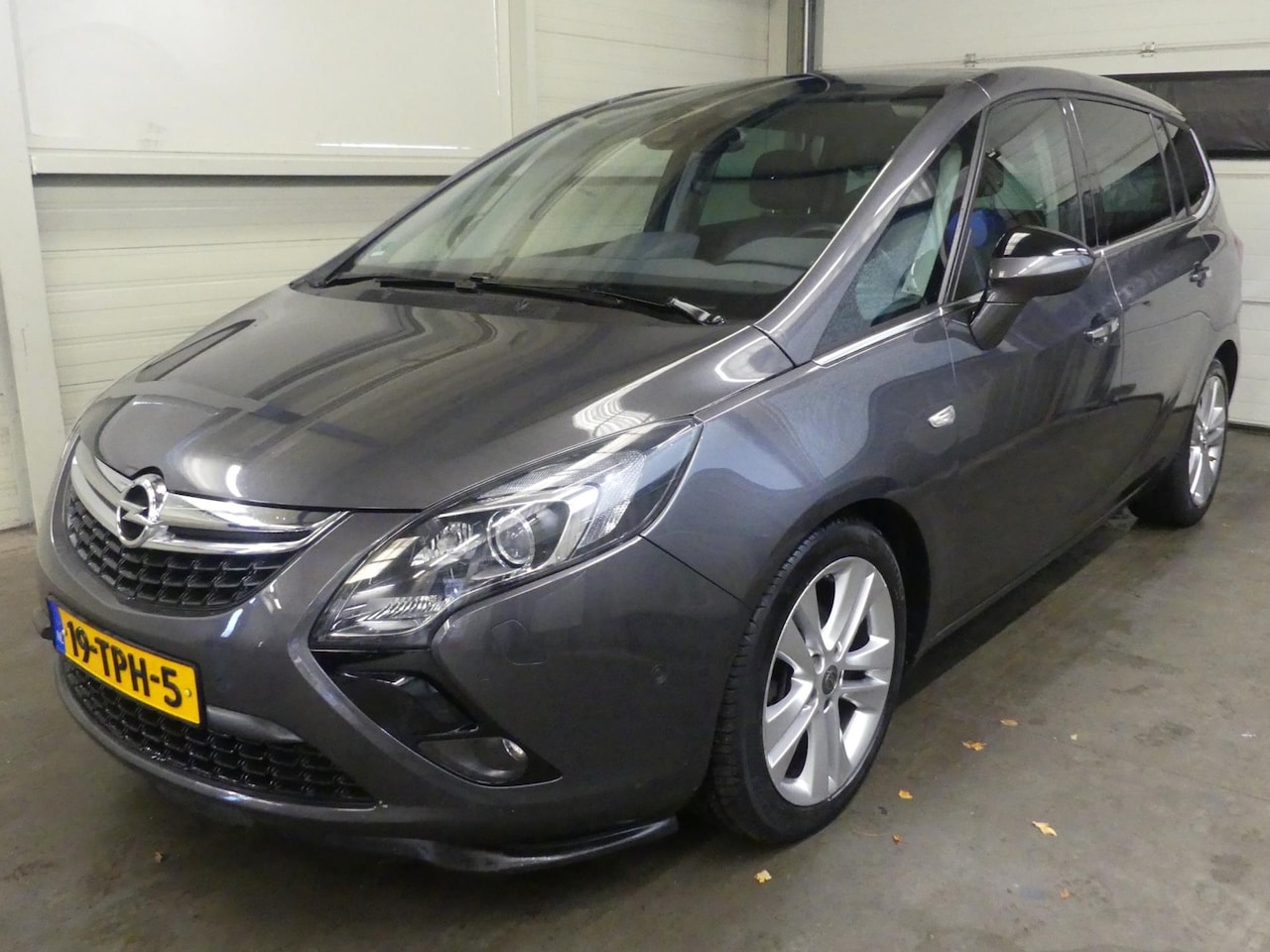 Opel Zafira Tourer - 1.4 Cosmo - Leer - Navigatie - Dealer Onderhouden - AutoWereld.nl