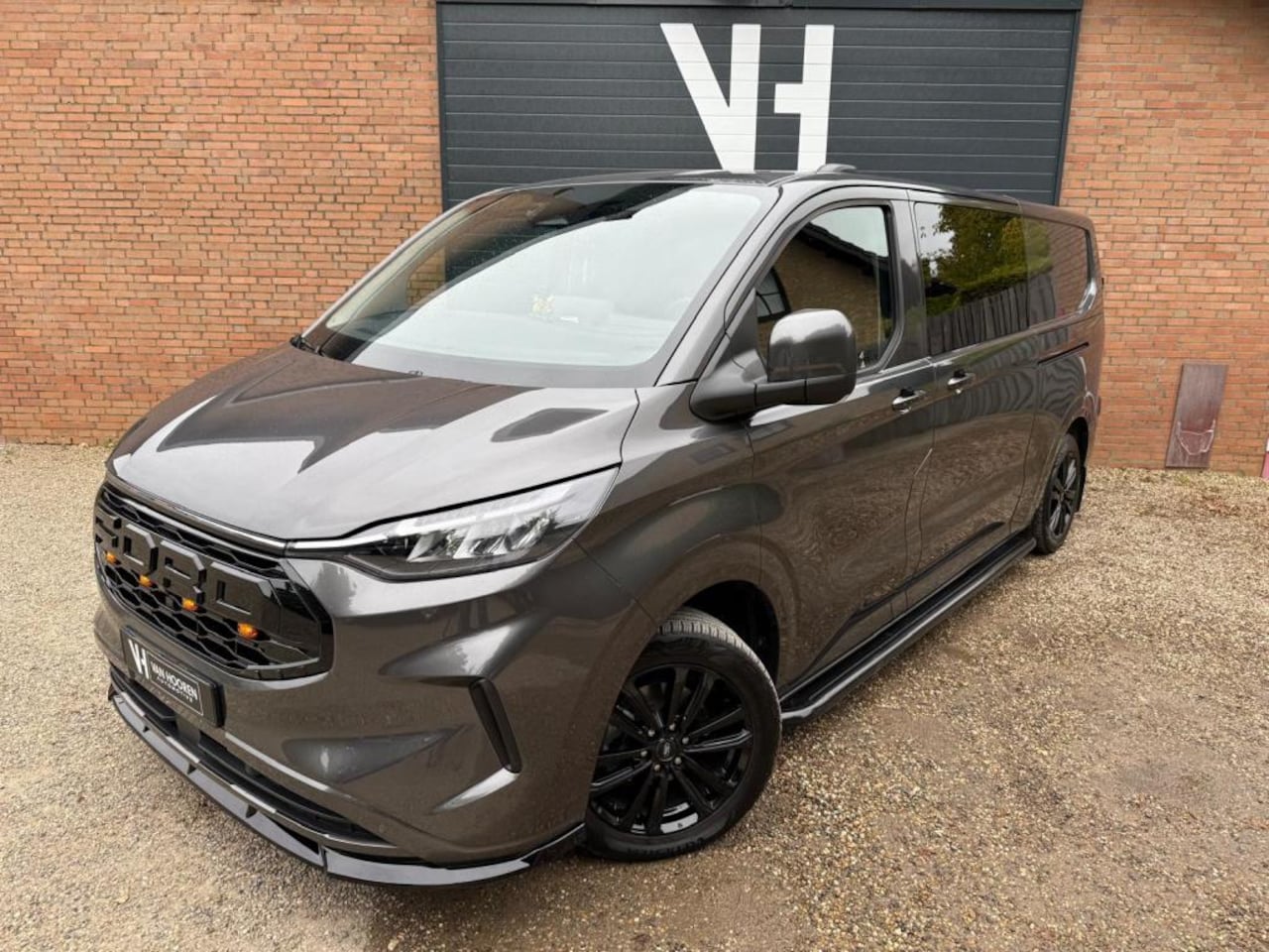 Ford Transit Custom - 300 2.0 TDCI L2H1 Limited DC 300 2.0 TDCI L2H1 Limited DC - AutoWereld.nl