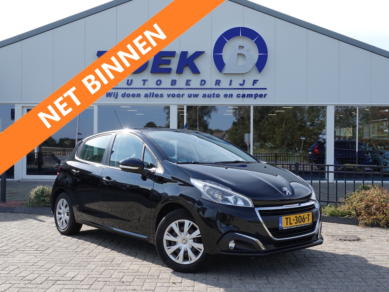 Peugeot 208 - 1.2 PureTech Blue Lion NAVI | CRUISE | PDC | BT-TEL | AIRCO - AutoWereld.nl