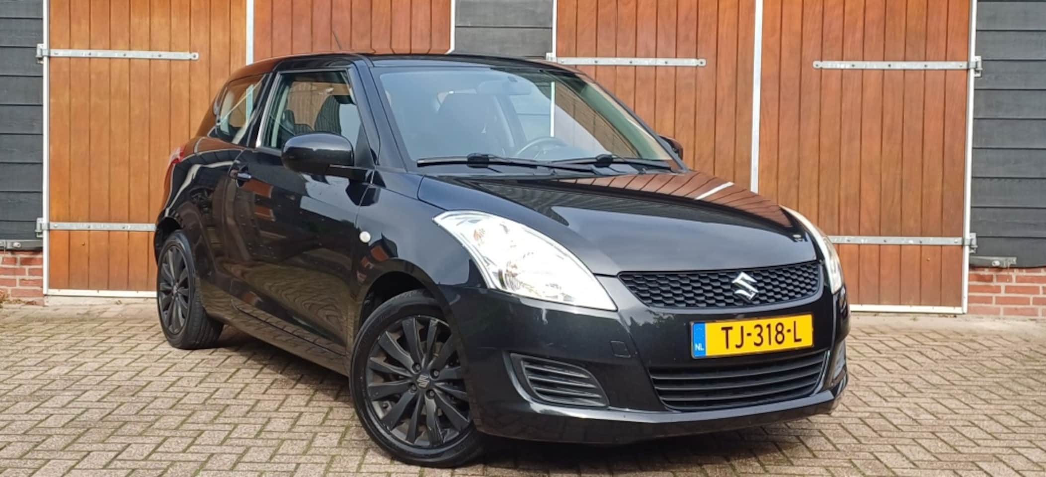 Suzuki Swift - 1.2 Colorline, Airco, Onderhoudsboekjes, Lichtmetalen wielen - AutoWereld.nl
