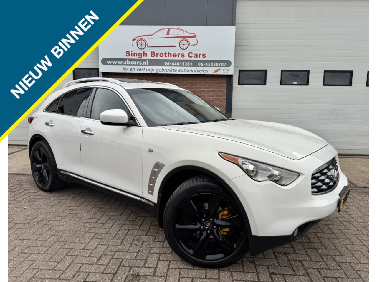 Infiniti FX - 35 AWD AUT NAP CAMERA DAK NAVI XENON TREKHAAK !!!! - AutoWereld.nl