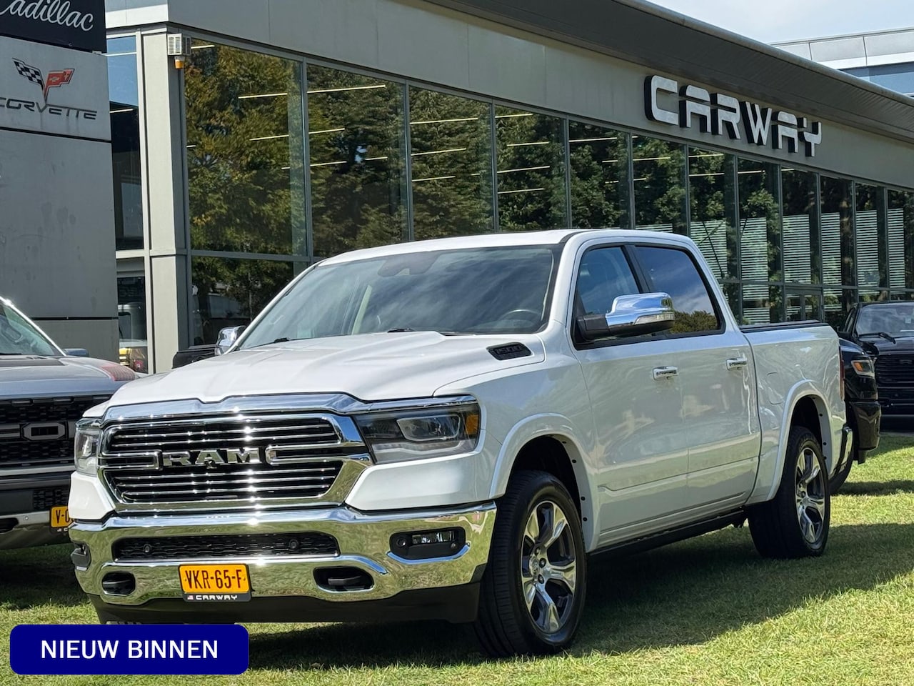 Dodge Ram Pick Up - 5.7 V8 4x4 Laramie Lucht , Pano , 12 inch , 360CAM ALLE OPTIES!! - AutoWereld.nl