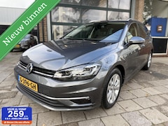 Volkswagen Golf - 1.0 TSI Comfortline Business / ACC / Massage