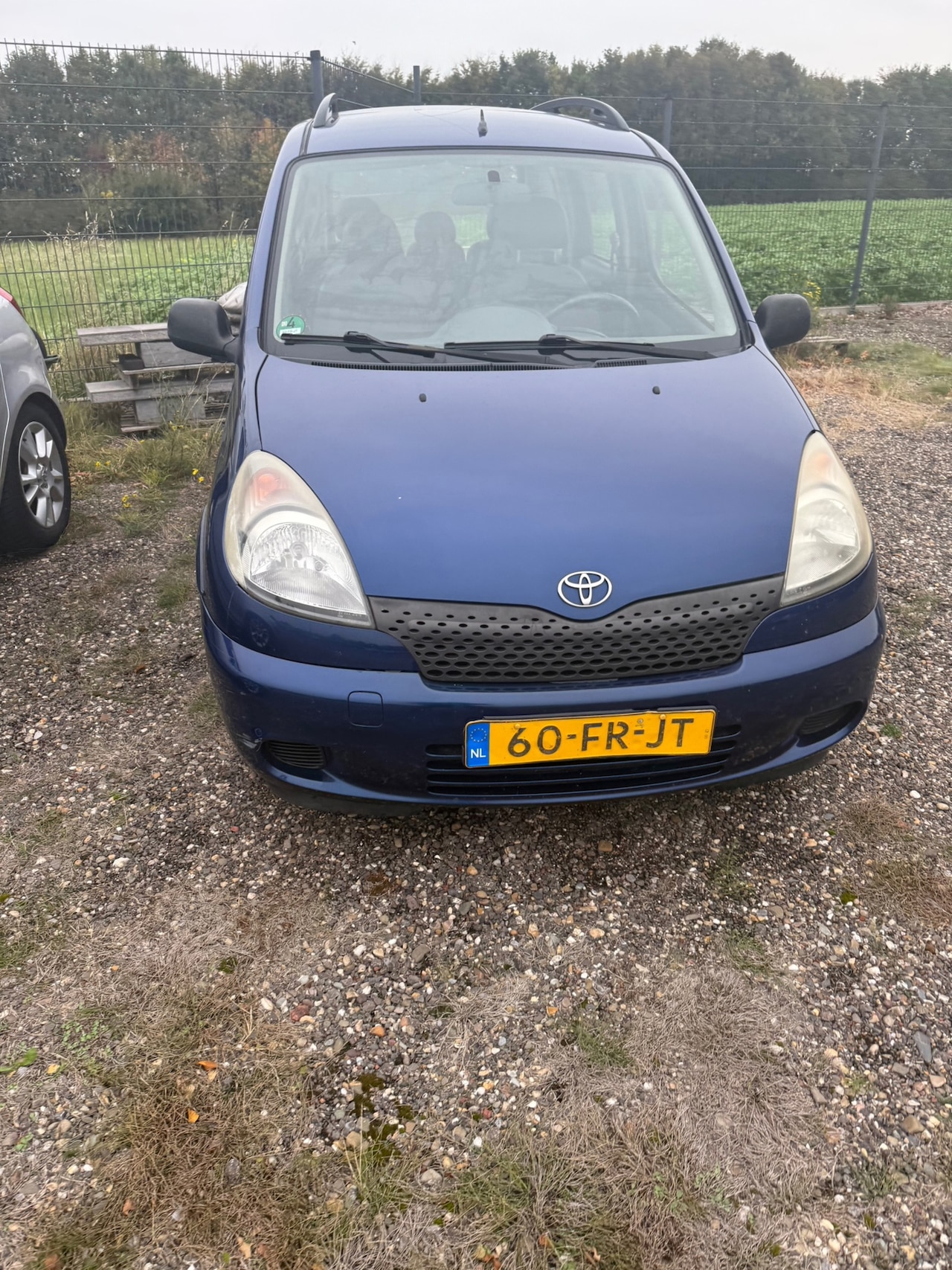 Toyota Yaris Verso - 1.3-16V VVT-i Luna 1.3-16V VVT-i Luna - AutoWereld.nl