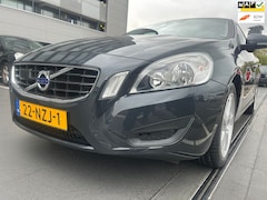 Volvo S60 - 2.0T Dealer Onderhouden 1e Eig 42000km NAP Als Nieuw Youngtimer