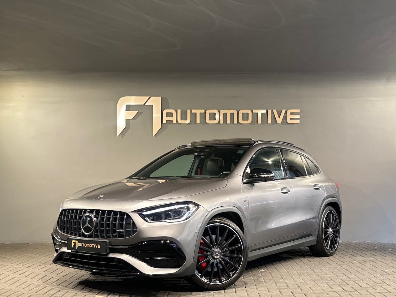 Mercedes-Benz GLA-Klasse - AMG 35 4M Pano|Memory|HuD|Carbon|VOL - AutoWereld.nl