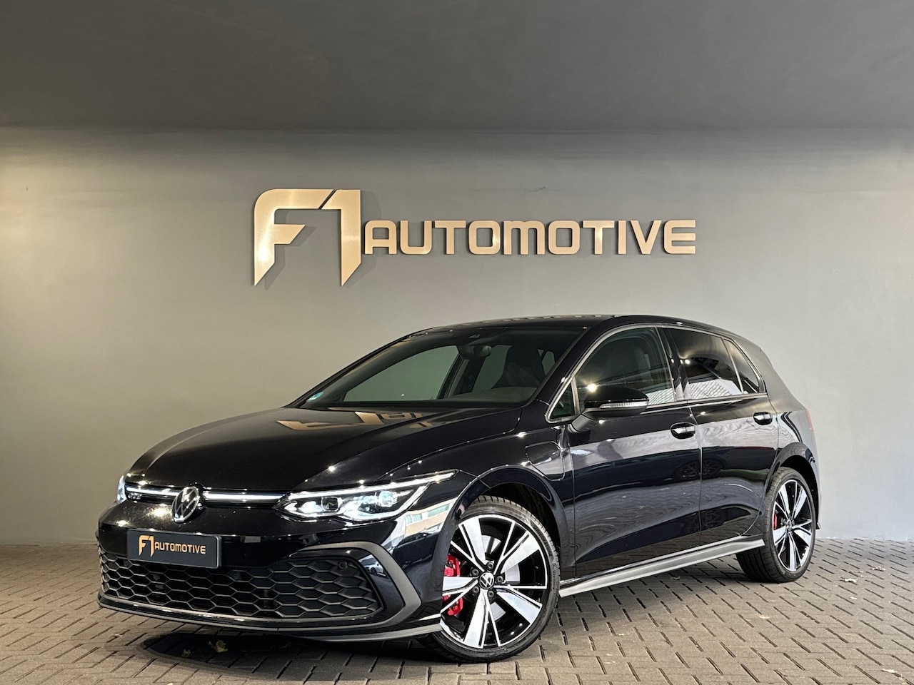 Volkswagen Golf - 1.4 eHybrid GTE Sfeer|Camera|CarPlay|Lane - AutoWereld.nl