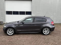 BMW 1-serie - 120i AUTOMAAT